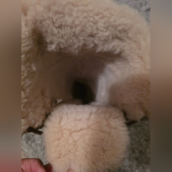 Women’s UGG Adirondack Tall Boot Size 9 - Picture 14 of 16